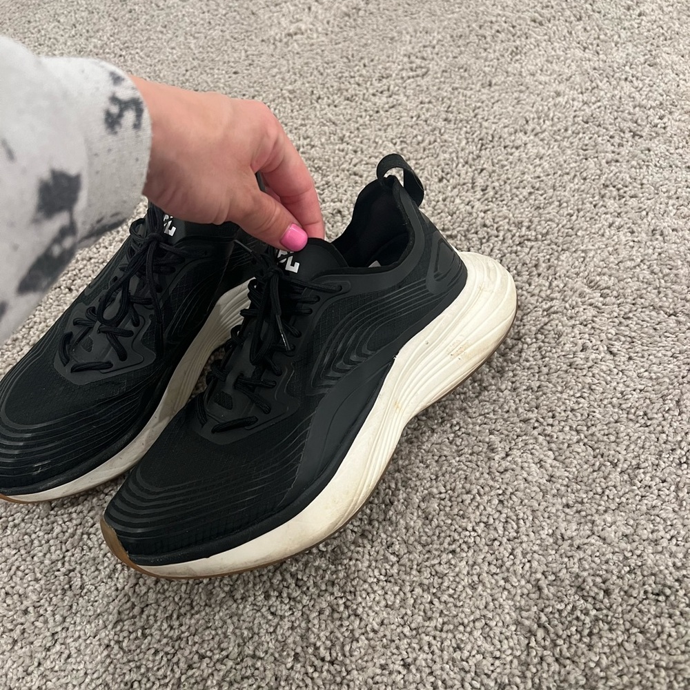 APL Streamline Sneaker - Picture 5 of 6